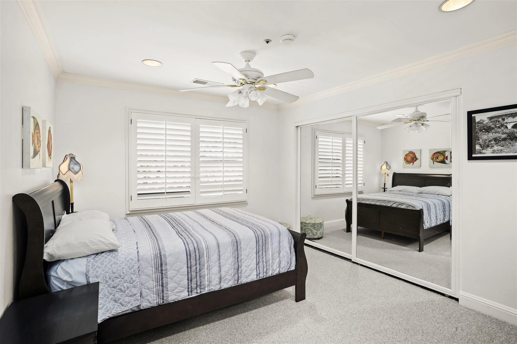Comfortable common area inside the Ocean Ridge treatment center.