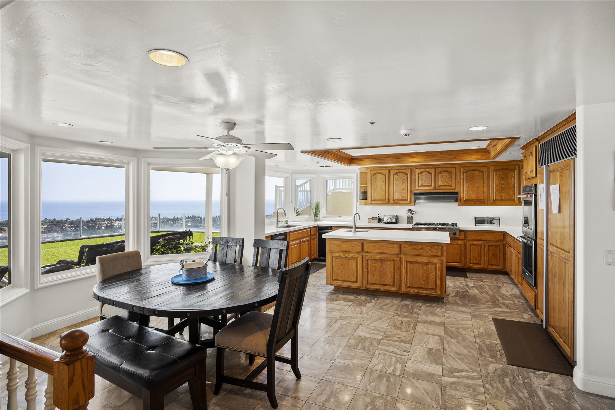 Comfortable common area inside the Ocean Ridge treatment center.