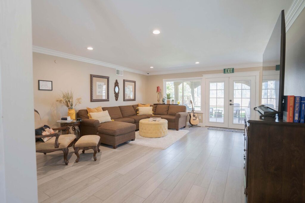 Living room in Laguna Hills rehab