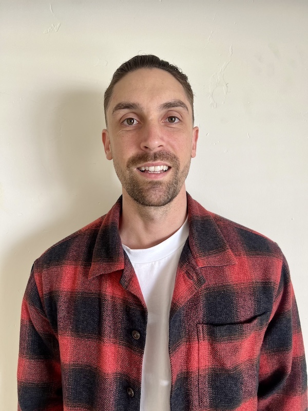 Simon Abkarian, Admissions Director