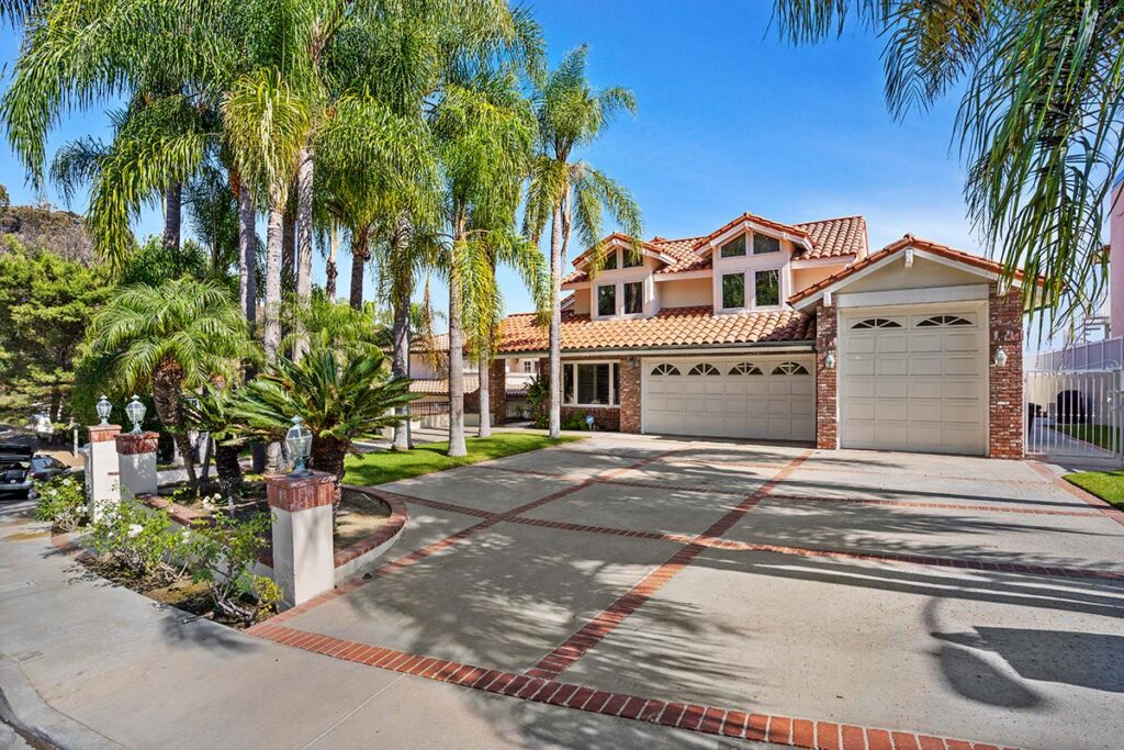 Exterior of Ocean Ridge